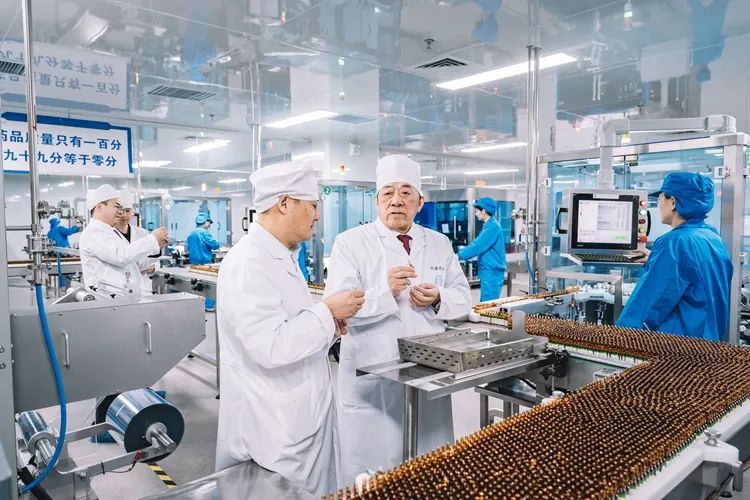 �����������õ���ĺ�ҩ����������������̽�����ܻ�ҽҩ��ҵ����̬